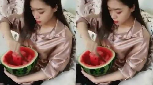 最纯女士吃瓜视频,揭秘娱乐圈幕后真相