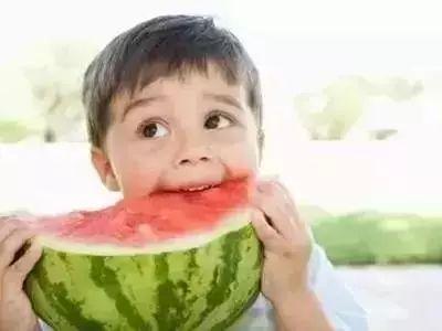 温大宝吃瓜,揭秘娱乐圈幕后故事