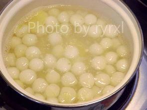 吃瓜丸子,揭秘娱乐圈的甜蜜与苦涩