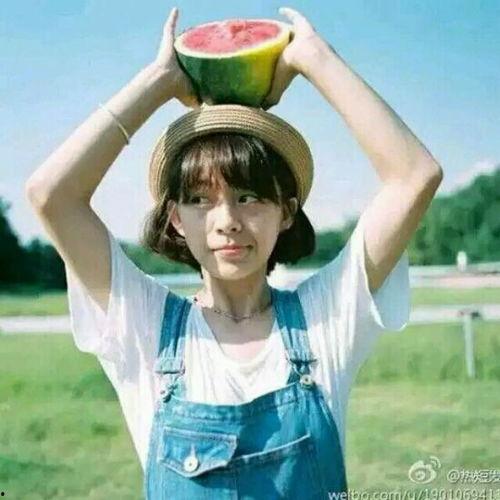 吃瓜男生头像 图文,揭秘吃瓜男生头像背后的趣味与潮流