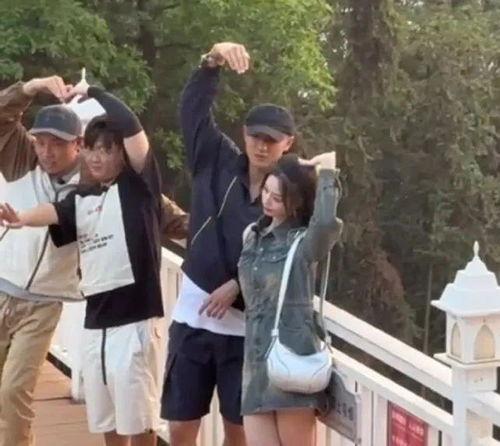 吃瓜女官员,一场舆论风暴背后的真相